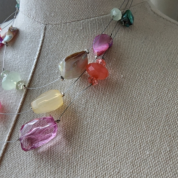 2 Bohemian shell and bead necklaces. - Picture 11 of 13